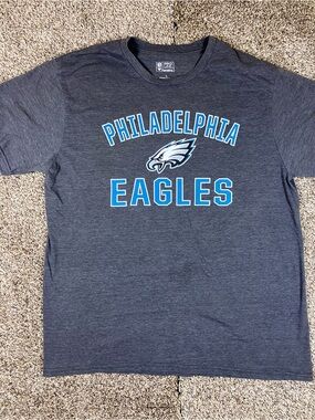 Philadelphia Eagles Short Sleeve Tee - Men's Heather Charcoal